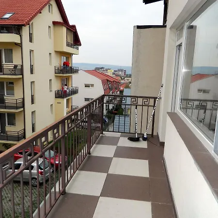 Buna Ziua Penthouse Apartment